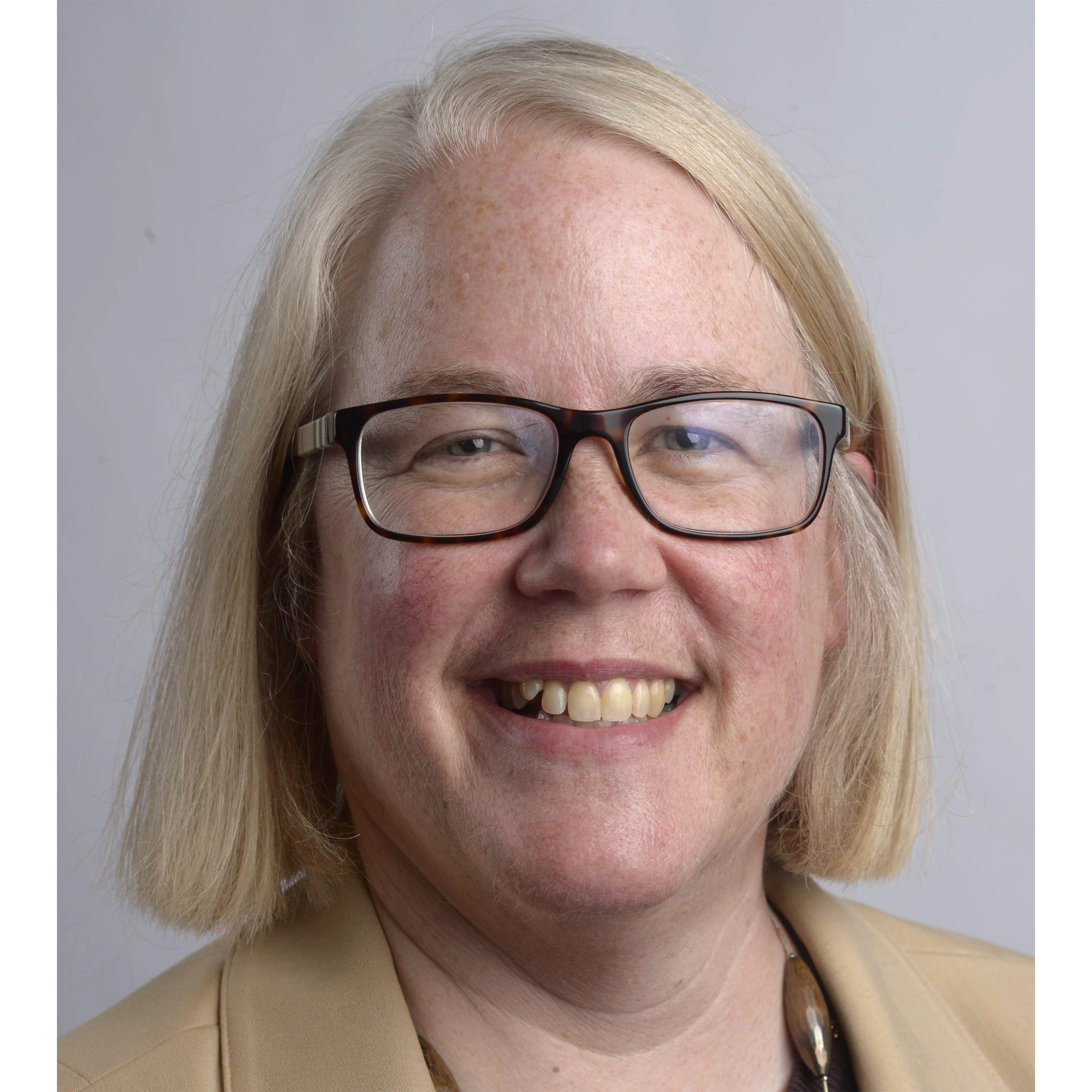 Jennifer Schoen 2020 Headshot