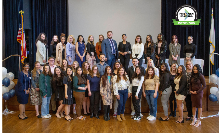 Tri-Alpha class at College of the Holy Cross