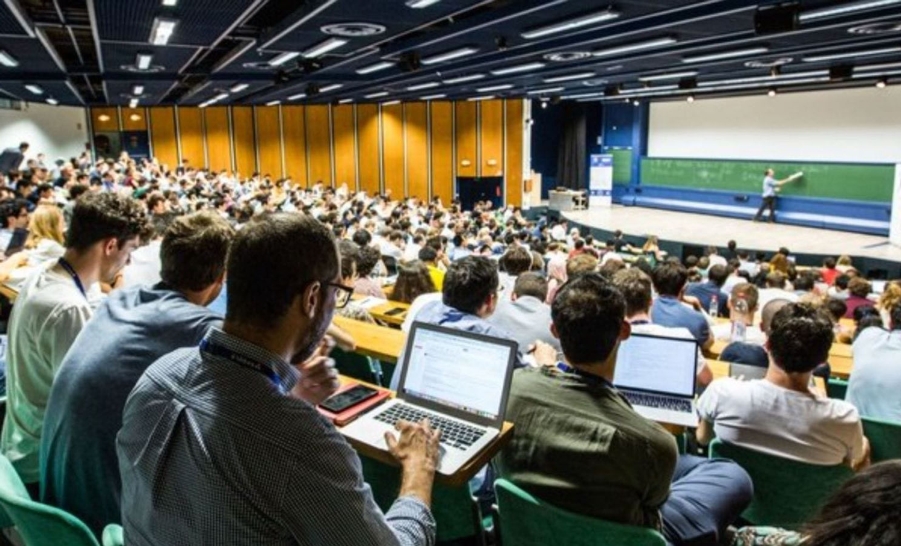 Classroom of students on laptops