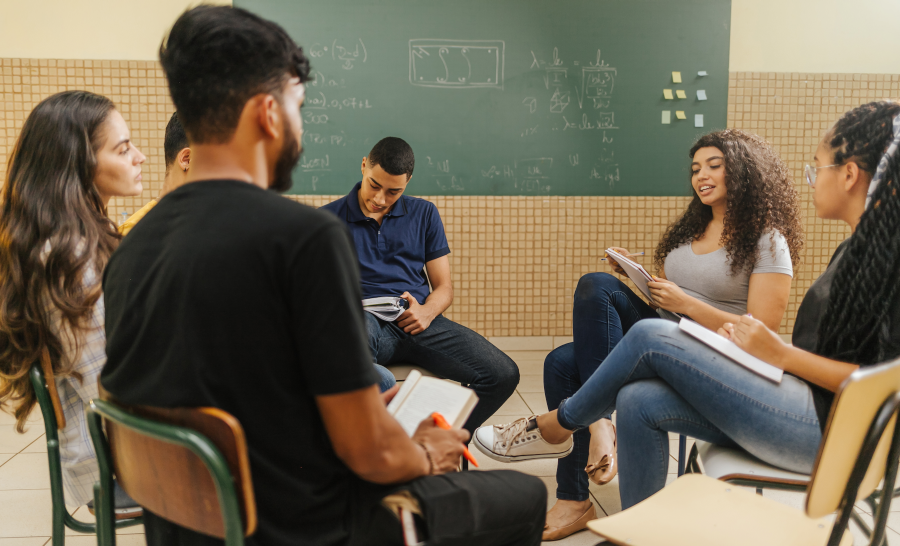 First-gen Latinx/a/o Resource Guide Cover